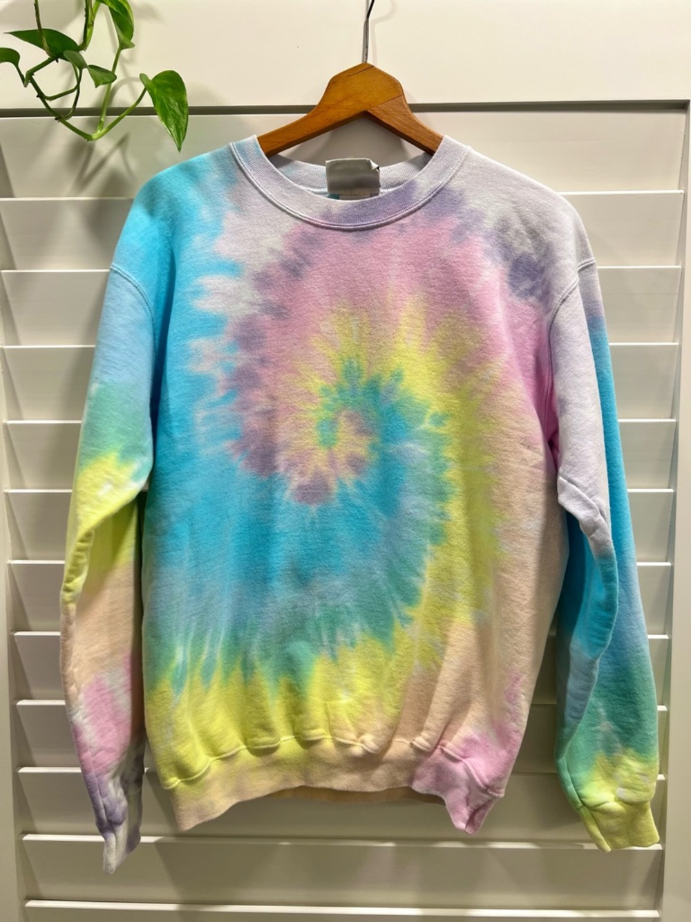 Hand-made Pastel Tie-Dye Crewneck Sweatshirt - Pink, Blue, Lavender, Yellow